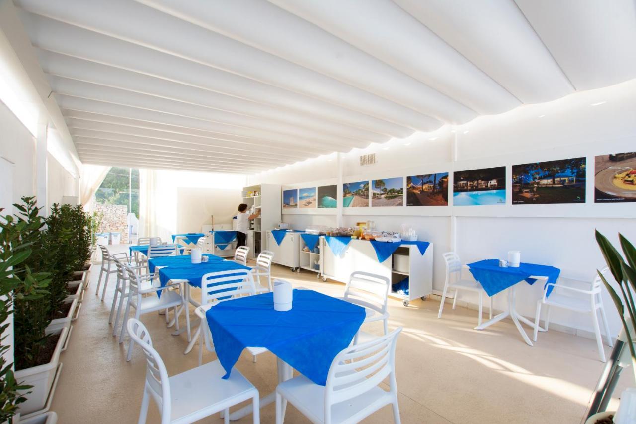 Hotel Beach Salento Marina Di Pescoluse Buitenkant foto
