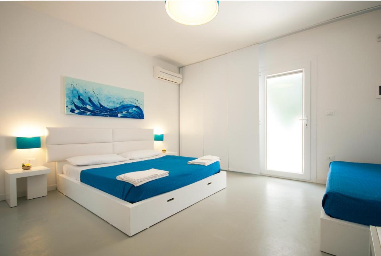 Hotel Beach Salento Marina Di Pescoluse Buitenkant foto